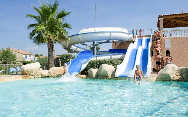 Terraced House in Vidauban With Pool