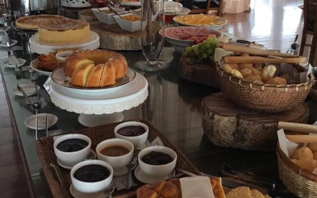 Parador Estaleiro Hotel