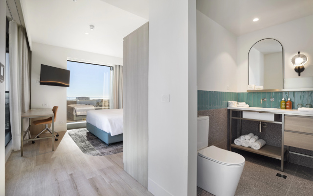 Holiday Inn & Suites Geelong by IHG – Guest Rooms – Geelong
