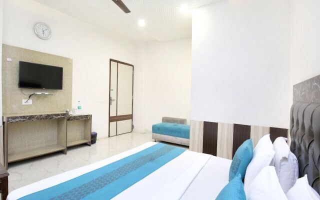 OYO 14510 Hotel Harpal Classic