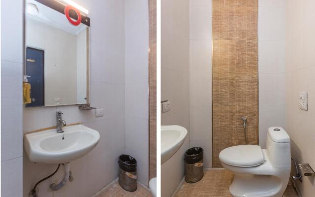 Collection O 16365 Delight Inn Near Chattarpur Mandir