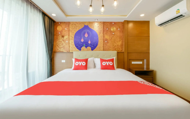 OYO 458 Nakorn Siam Boutique