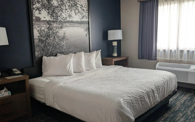 Super 8 by Wyndham Perham