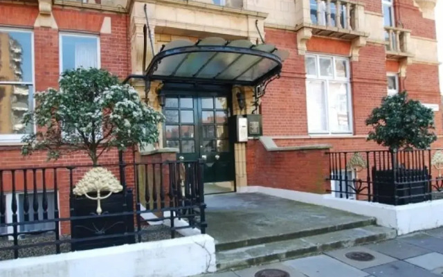The London Agent - Hurlingham Mansion Flat Sw6