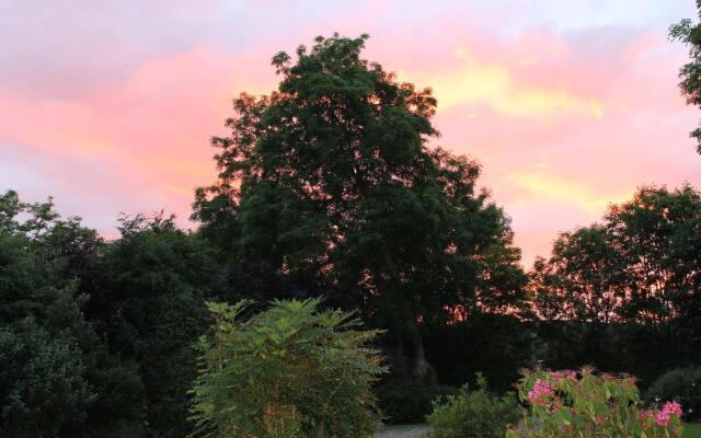 Blossom Hill Bed and Breakfast