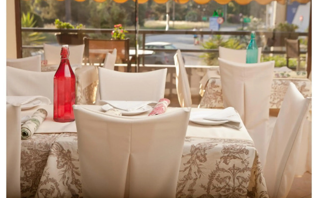 Minavra Hotel