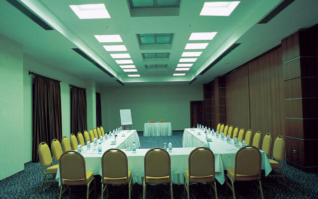 Rai Premium Tekirova Hotel