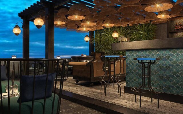 Au Co Art Classic Hotel and Spa