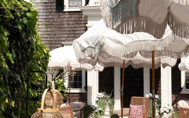 Faraway Nantucket