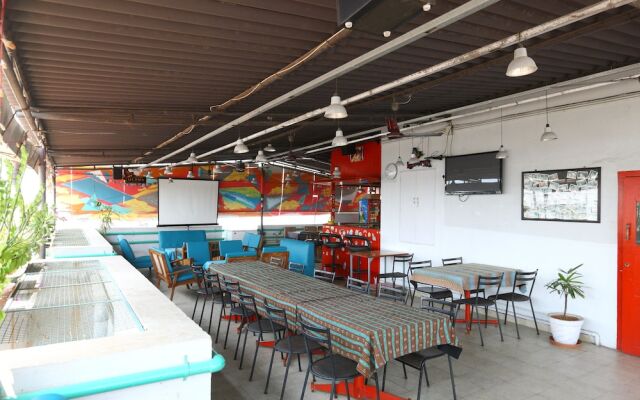 Santhi Inn by OYO Rooms