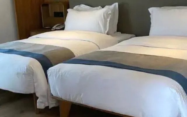 Qi Ming Xing Hot Spring Hotel