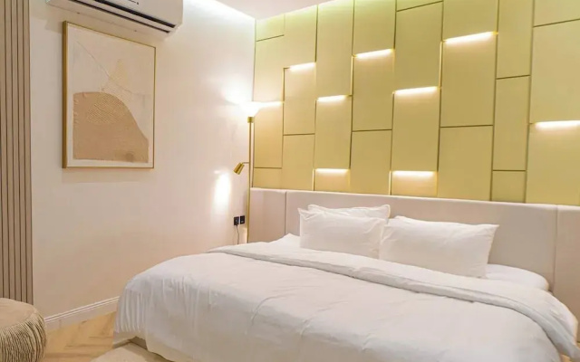 Executive & Secluded 2-bedroom Apartment in Alnada