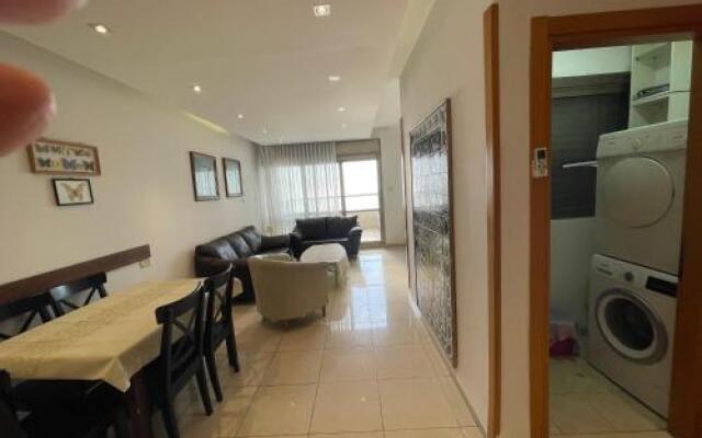 Netanya Dreams Luxury Apt.W02