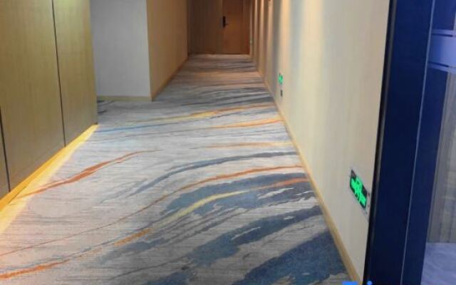 Pebble Hotel (Shanghai Jiading North Subway Station)