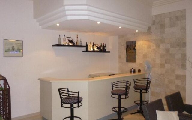 Bayram Hotel