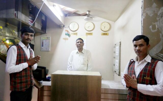 Hotel Sa Residency