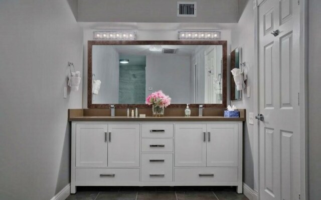 Delcoa Retreat 6br Scottsdale Pool House