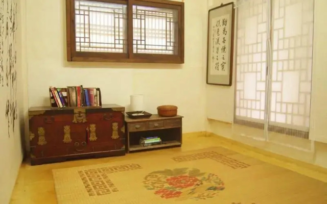 Ogamul Hanok Guesthouse