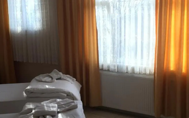 Life Garden Hotel Aparts