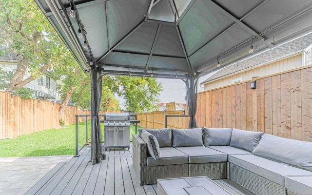 Niagara Boutique House