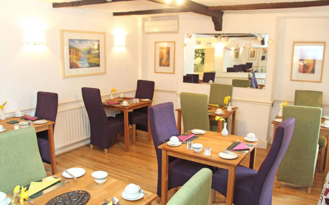 St John's Lodge (incl off-site health club)