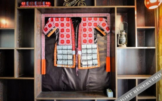 Yangwang Buluo Hotel