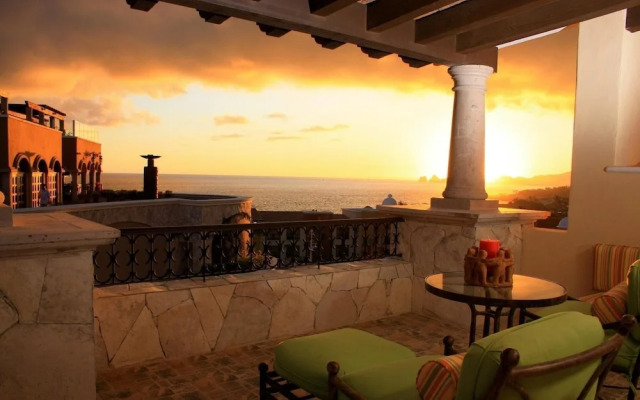 Super Ocean View Studio