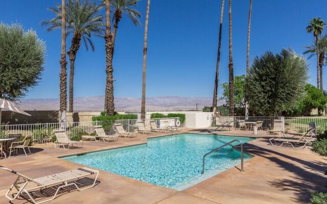 Palm Desert Luxury VIP Home w/Pool