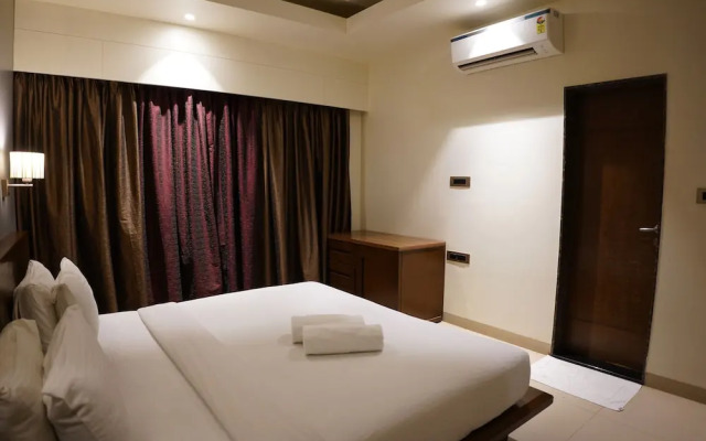 Hotel Sadanand Regency