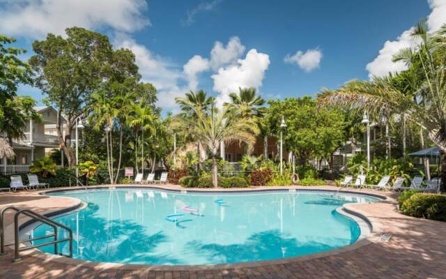 Coral Garden by Avantstay Great Location w/ Balcony & Shared Pool