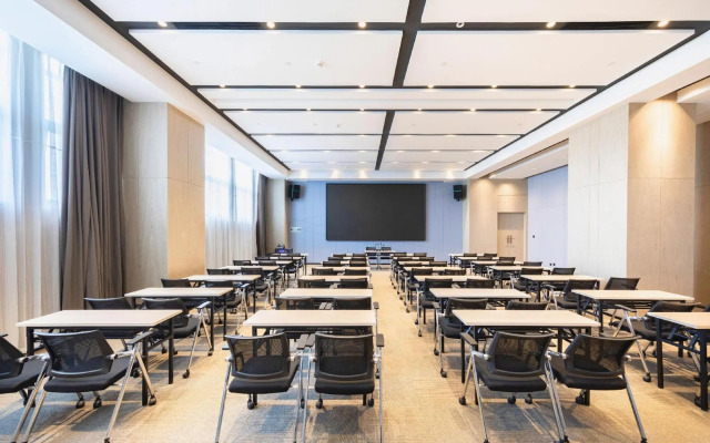 Atour Hotel Nanning Railway Station North Lake