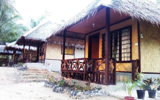 Bayog Beach Campsite