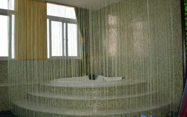 Tida Theme Hotel