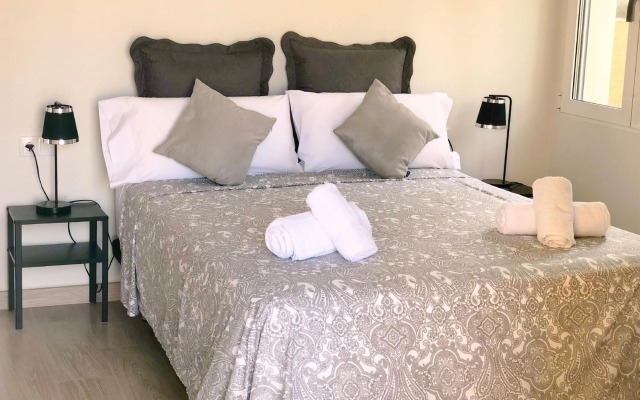 Apartamentos Lunamar