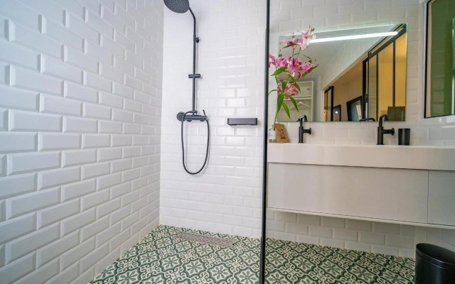 CAN MARTINEZ Calella Beach Boutique Apartment