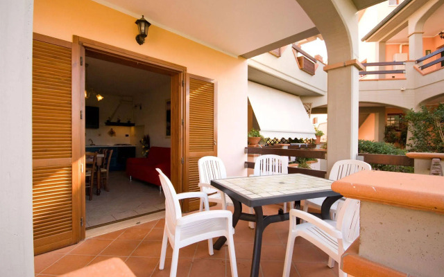 Follonica Apartments