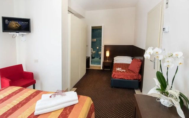 Hotel Cristina Corona