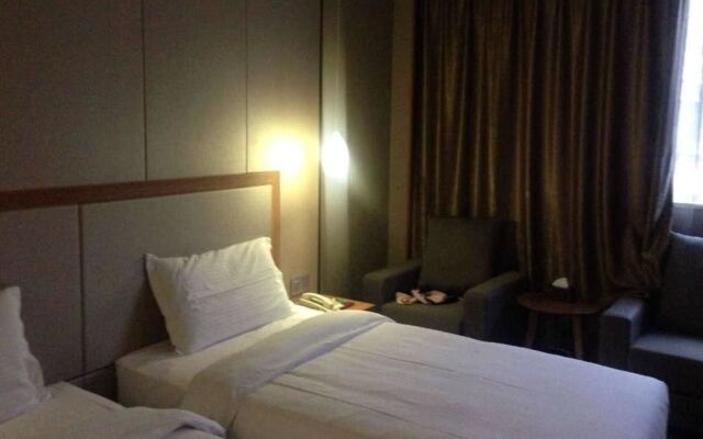 Gem Hotel