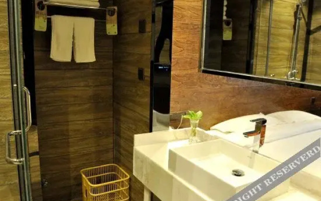 Yinghai Garden Hotel