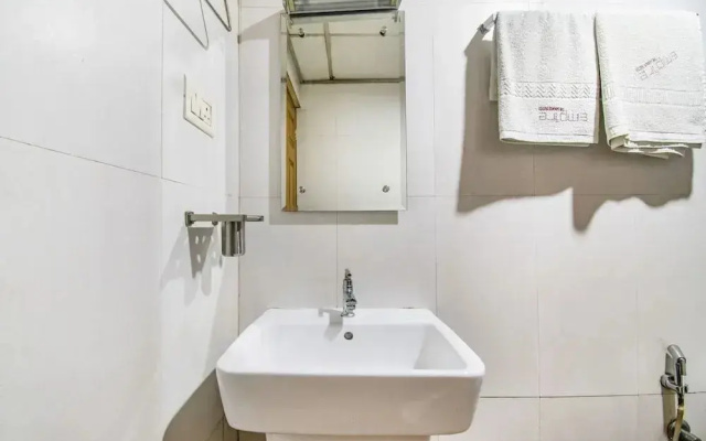 Empire Grand Suites by FabHotels