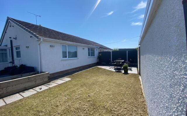 Cozy Coastal Bungalow in Prestatyn