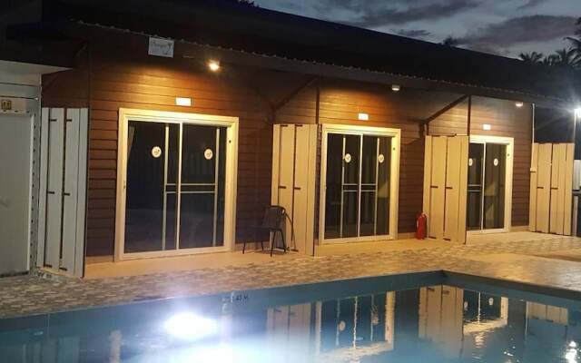 Lovely Paradise Phangan Hotel