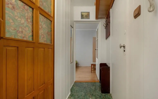 Apartment Close to the Park by Renters