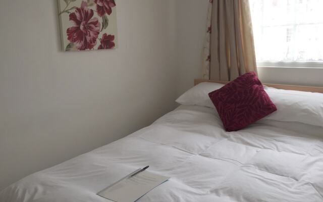 Whitecliff Guesthouse
