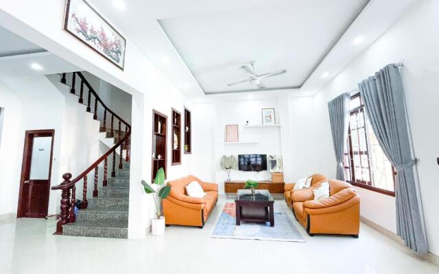 Lavie House 2 - 8B Lạc Long Quân