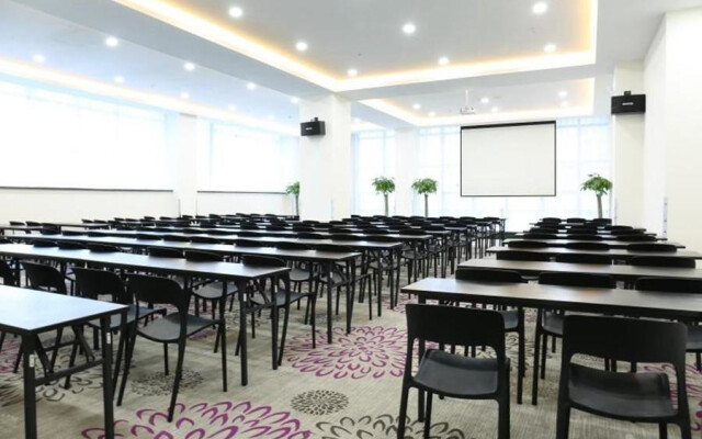 Lavande Hotel (Beijing Guang'anmen Lize)