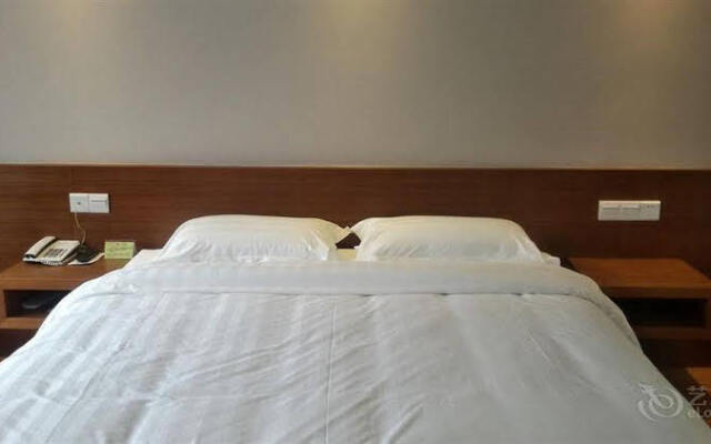 Jinghu Boutique Hotel