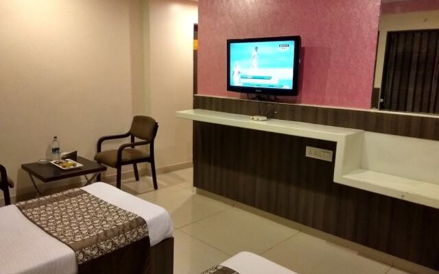 JK Rooms 121 Hotel Shaheen International