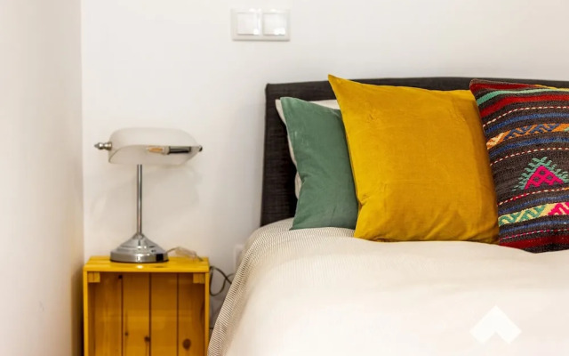 Almad1 · Artsy Retreat in the Heart of Porto