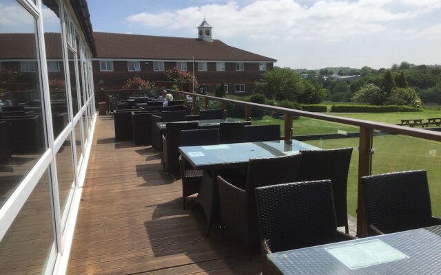 Bells Hotel and Country Club